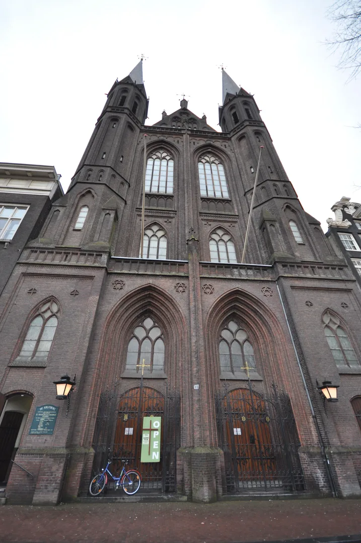 De Krijtberg is a Roman Catholic church in Amsterdam, located at the Singel. The church was designed by Alfred Tepe and was opened in 1883. The church is dedicated to St Francis Xavier and is one of…